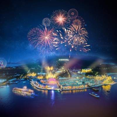 Уикенд-шоу фейерверков в VinWonders