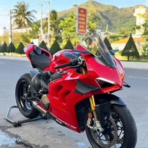 Ducati Panigale V4S