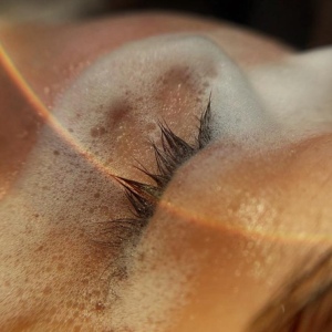 Снятие ресниц