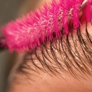 Ламинирование бровей (долговременная укладка)