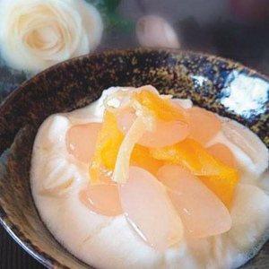 Йогурт и семена лесной пальмы