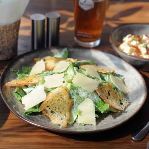 Цезарь салат