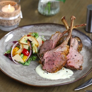 Жареные бараньи отбивные