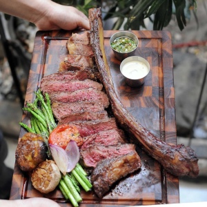 Стейк из рибай Томагавк ~1.3-1.8 кг